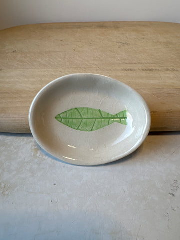 Round Dish with Leaf impression (TX14)