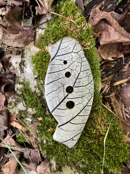 Herb Stripper - Bird with leaf print, wood grain