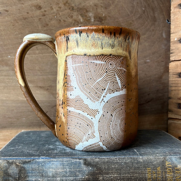 Mug with Wood Slice & Leaf (V22)