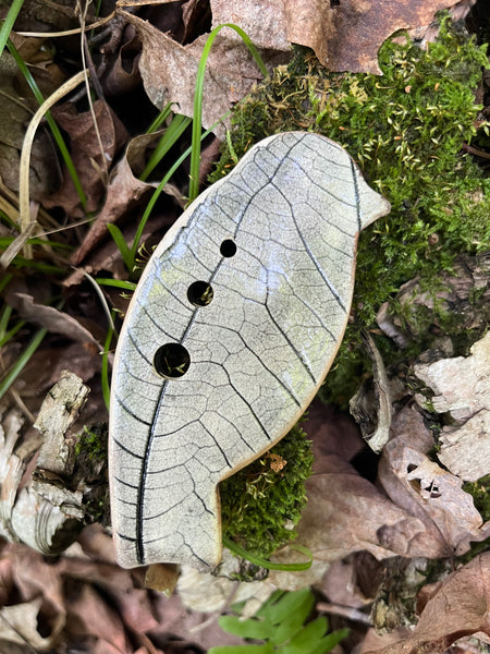 Herb Stripper - Bird with leaf print, wood grain