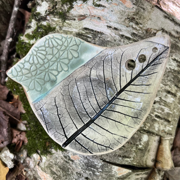 Herb Stripper Dish - Bird with leaf print, lace, wood grain