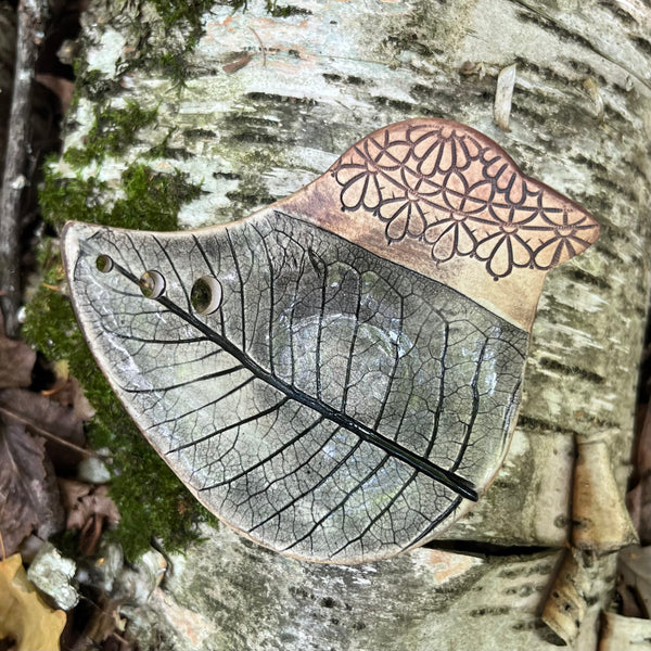 Herb Stripper Dish - Bird with leaf print, lace, wood grain