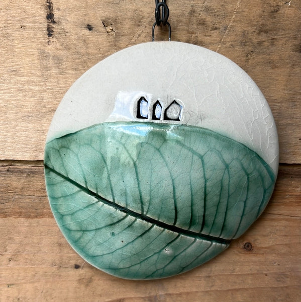 Welcome Home Round Wall Hanging with Native Leaf impression (FA47)
