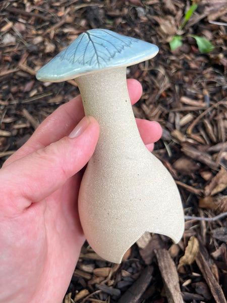 Mushroom Garden House - Wild Black Raspberry leaf impression (Q03)
