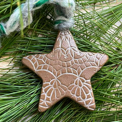 Garden ornament - vintage lace - star - gingerbread